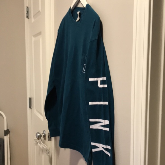 VS pink long sleeve blue t-shirt with pocket. Size medium - Picture 2 of 4
